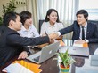 Những lợi thế về hiểu biết tập quán, mối quan hệ thân thiết với khách hàng sẽ là thế mạnh để các công ty 99Kl99 link đăng nhập Việt Nam phát triển.