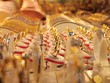 Vàng gắng gượng đi lên sau cú "ngã ngựa"