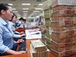 Tín dụng tăng chậm, nhà băng thấp thỏm lo vơi túi tiền