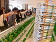Từ đầu năm đến nay, nhà Kl99ok phiên bản mới chi khá mạnh tay về hướng Đông, theo kiểu “mua sỉ” - từ 2 đến 3 căn hộ một lúc