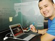 Đường gây dựng công ty triệu USD của chàng trai biết 6 thứ tiếng
