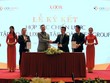 Ông Phạm Thanh Hưng, Phó chủ tịch HĐQT CENGROUP và ông Masahiko Hiramoto, Tổng giám đốc LIXIL Việt Nam thực hiện ký kết