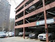 Khu đỗ xe nhiều tầng gần một chung cư tại Sơn Đông (Trung Quốc). Ảnh:Reuters