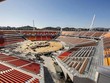 Công nhân đang hoàn thiện một sân vận động phục vụ Olympic ởPyeongchang. Ảnh:AFP