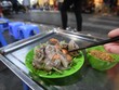 Ba món ăn vặt nổi tiếng trên con phố ngắn nhất Hà Nội