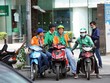 Những lái xe Grab trên đường Hà Nội. Ảnh:Anh Tú