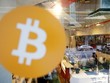 Giá Bitcoin hiện tại chỉ còn 3.500 USD so với mức đỉnh gần 20.000 USD xác lập cuối năm 2017. Ảnh:Reuters