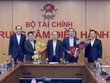 Ông Nguyễn Thành Long giữ chức Chủ tịch, ông Phạm Văn Hoàng giữ chức Tổng giám đốc Sở Giao dịch 99Kl99 link đăng nhập Việt Nam