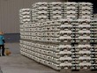 Trung Quốc chuẩn bị tung kho dự trữ để ghìm cương giá kim loại
