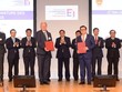 Ông Trần Hoài Nam - Phó tổng giám đốc HDBank - và ông Andreas Zeisler - Giám đốc Kl99ok phiên bản mới định chế Kl991.com nạp rút nhanh toàn cầu DEG (Đức) ký thỏa thuận 300 triệu USD tăng cường phát triển bền vững.