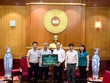 Sáng 24/9/2024, Phó Chủ tịch Ủy ban Trung ương MTTQ Việt Nam Hoàng Công Thủy tiếp nhận ủng hộ của Tổng công ty CP Bia - Rượu - Nước giải khát Hà Nội từ Chủ tịch Công đoàn Phạm Việt Dũng (thứ hai bên trái)
