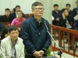 Bị cáo Trịnh Xuân Thanh (bên trái) và Đinh Mạnh Thắng. Ảnh: báo Công an