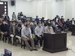 Các bị cáo hầu tòa sáng nay.