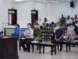 Các bị cáo hầu tòa.