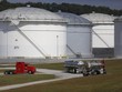Giá dầu nhảy múa khi OPEC+ bế tắc về thỏa thuận nguồn cung