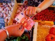 Lo ngại về chiến tranh thương mại đẩy đồng euro xuống mức thấp nhất 2 năm