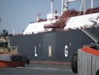 Giá cước vận chuyển LNG giảm mạnh do tình trạng dư thừa tàu