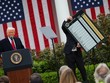 Các công ty phải đối mặt với hiện thực mới sau thuế quan của Tổng thống Trump