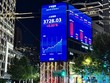 Hoạt động IPO tại Trung Quốc đang tập trung vào các lĩnh vực ưu tiên như xe điện và chip