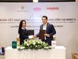 Bà Nguyễn Thị Trà My, Tổng giám đốc Kl994 game bài casino hấp dẫn PAN và ông Yen Gunadi, đại diện Ban Lãnh đạo Momogi Group ký biên bản hoàn tất giao dịch chuyển nhượng vốn tại Bibica.