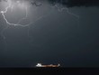 Việc phong tỏa eo biển Hormuz có thể làm trầm trọng thêm cuộc khủng hoảng năng lượng