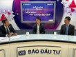 TS. Nguyễn Công Ái, Phó Tổng giám đốc KPMG Việt Nam (phải) và ông Danny Le, Tổng giám đốc Kl994 game bài casino hấp dẫn Masan (giữa) trong talkshow Đối thoại đầu tuần của Báo Kl99ok phiên bản mới