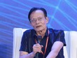 TS. Lê Xuân Nghĩa trao đổi tại phiên thảo luận thứ nhất của Diễn đàn.