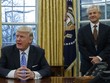 Tổng thống Mỹ Donald Trump và Peter Navarro, Cố vấn Kl992 cổng game cá cược cấp cao của Nhà Trắng. Ảnh: AP.