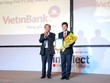 Ông Trần Công Quỳnh Lân, Phó tổng giám đốc VietinBank đại diện Link Vào Nhà Cái KL99 COM Tặng +199k nhận giải thưởng