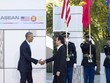 Tổng thống Obama đón Thủ tướng Nguyễn Tấn Dũng (Ảnh: AP)