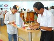 HSBC: Thu nhập trung bình của chuyên gia nước ngoài tại Việt Nam là 103.000 USD/năm
