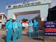 Đại diện Lãnh đạo Agribank trao kinh phí hỗ trợ phòng chống Covid-19 cho Bệnh viện K. Hoạt động trao tặng được diễn ra tại khu vực cổng bệnh viện K cơ sở Tân Triều, đảm bảo giãn cách và an toàn phòng chống dịch theo quy định.