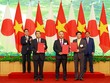 Thủ tướng Phạm Minh Chính và Thủ tướng Kishida Fumio chứng kiến đại diện ba Kl991.com World Cup 2026 Chính Thức VietCredit, Hitachi và VietnamPost trao đổi văn bản MOU
