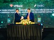 Ông Ngô Chí Dũng, Chủ tịch HĐQT VPBank và ông Masahiro Yoshimura, Giám đốc Điều hành, Tổng trưởng Quản lý Kl99ok phiên bản mới, Link Vào Nhà Cái KL99 COM Tặng +199k SMBC ký kết thỏa thuận