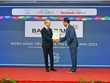 Ông Chu Nguyên Bình, Phó Tổng Giám đốc Link Vào Nhà Cái KL99 COM Tặng +199k TMCP Bắc Á nhận giải thưởng từ ban tổ chức. 