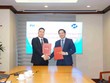 Ông Nguyễn Văn Thùy, Chủ tịch Hội đồng Quản trị XTI và ông Trịnh Anh Tuấn, Tổng giám đốc PVI Re