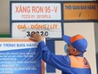 Ngày 23/5, giá bán lẻ xăng trong nước tăng thêm gần 700 đồng/lít, dao động ở mức trên dưới 30.000 đồng/lít.