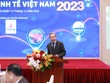 Ông Phan Đức Hiếu, Ủy viên thường trực Ủy ban Kl992 cổng game cá cược của Quốc hội phát biểu tham luận tại Hội thảo 