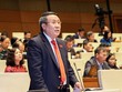ĐBQH Hà Sỹ Đồng đóng góp ý kiến xây dựng dự thảo Luật Đất đai (sửa đổi) tại Hội trường Quốc hội sáng 15/1 (Ảnh: quochoi.vn)