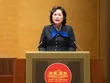 Thống đốc NHNN Nguyễn Thị Hồng trình bày báo cáo tiếp thu, giải trình ý kiến của Ủy ban Thường vụ Quốc hội về dự án Luật Kl99kl phiên bản hoạt động tiền gửi sáng 10/12.