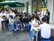 Xếp hàng từ đêm, đội nắng nóng 40 độ C,... để mua vàng bình ổn