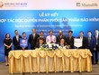 Manulife Việt Nam hợp tác độc quyền với SCB