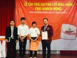 Hanwha Life Việt Nam chi trả quyền lợi Kl99kl phiên bản hoạt động 250 triệu đồng cho khách hàng ở Kon Tum