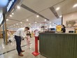 Unilever đồng hành cùng Cảng hàng không quốc tế Tân Sơn Nhất và SASCO phòng dịch cho khách hàng