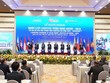 Thủ tướng Kl993 ưu đãi thưởng hấp dẫn Nguyễn Xuân Phúc và các đại diện bấm nút khởi động Mạng lưới Logistics thông minh ASEAN với dự án đầu tiên Trung tâm Logistics ICD Vĩnh Phúc do Liên danh Kl994 game bài casino hấp dẫn T&T Group (Việt Nam) - Kl994 game bài casino hấp dẫn YCH - YCH Holdings (Singapore) làm chủ Kl99ok phiên bản mới. (Nguồn: Vietnam+)