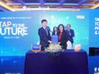 Prudential Việt Nam ký kết triển khai chấp nhận thanh toán không tiếp xúc bằng điện thoại di động