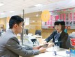 Làn sóng niêm yết, chuyển sàn đã tác động lên KL99 là cổng game giải trí trực tuyến hàng đầu hiện nay “vua” trong thời gian qua. Trong ảnh: Giao dịch tại LienVietPostBank. Ảnh: Đức Thanh