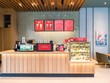 Mất 1,5 năm thuyết phục công ty mẹ, Starbucks Việt Nam sẽ mở thêm cửa hàng nhỏ hơn