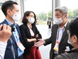 Ông Nguyễn Trường Sơn, Thứ trưởng Bộ Y tế trao đổi với báo chí bên lề Đại hội Đảng XIII