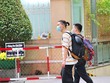 Đeo khẩu trang nơi công cộng là quy định bắt buộc (Ảnh minh hoạ: HP).